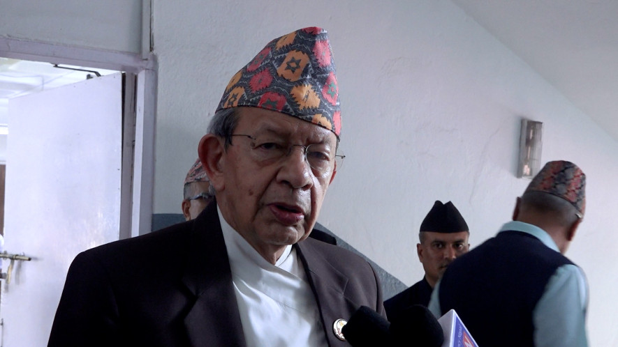 प्रधानविरुद्ध परेका उजुरीका सम्बन्धमा थप परामर्श गर्ने